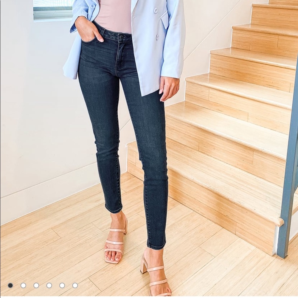 JUST BLACK mid rise skinny jeans